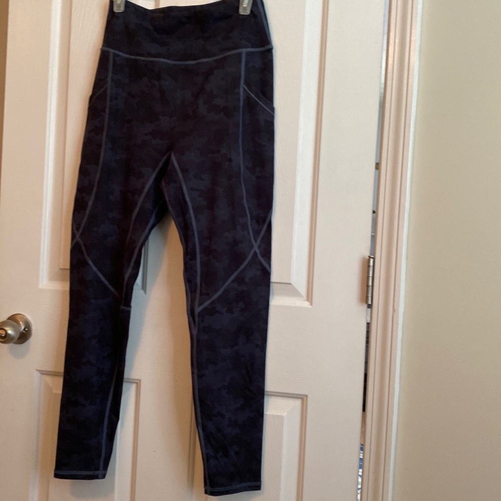 Peach Perfet High waisted Liquid/Unity Gray Camo Leggings XXL